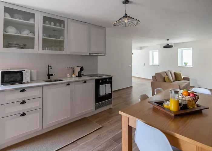 Cellar House - Casa Do Palheiro